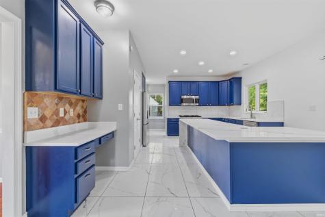 6374 Timberbluff Circle Avon IN 46123