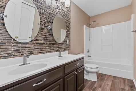 6374 Timberbluff Circle Avon IN 46123