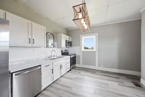 10889 W 800 S. Road Redkey IN 47373
