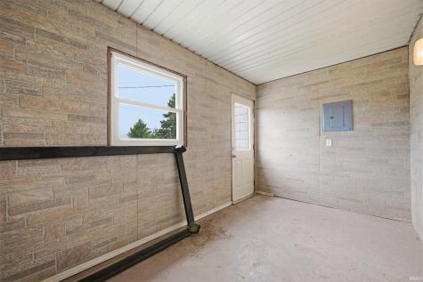 10889 W 800 S. Road Redkey IN 47373
