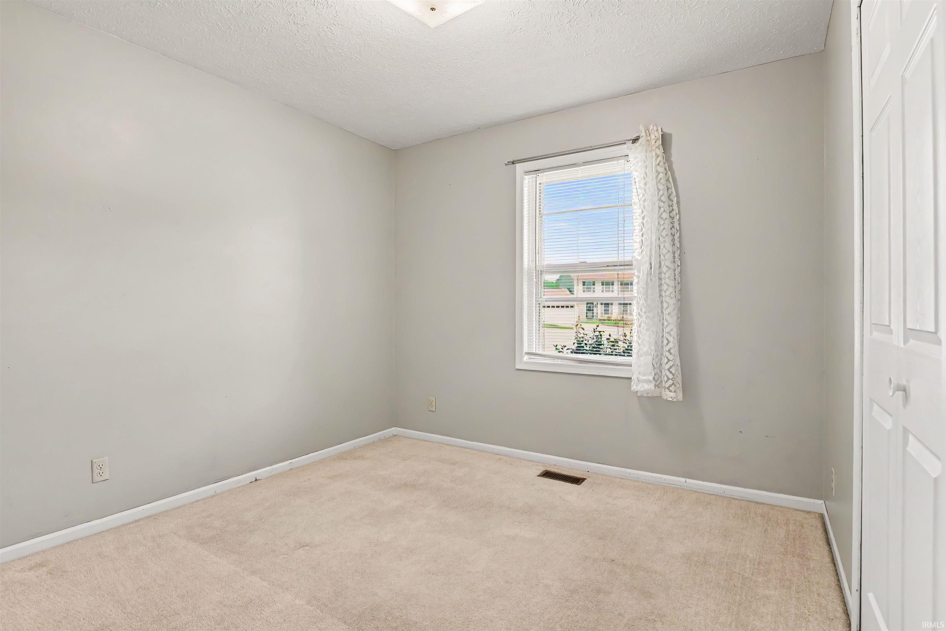 1728 Rye Court Goshen IN 46526