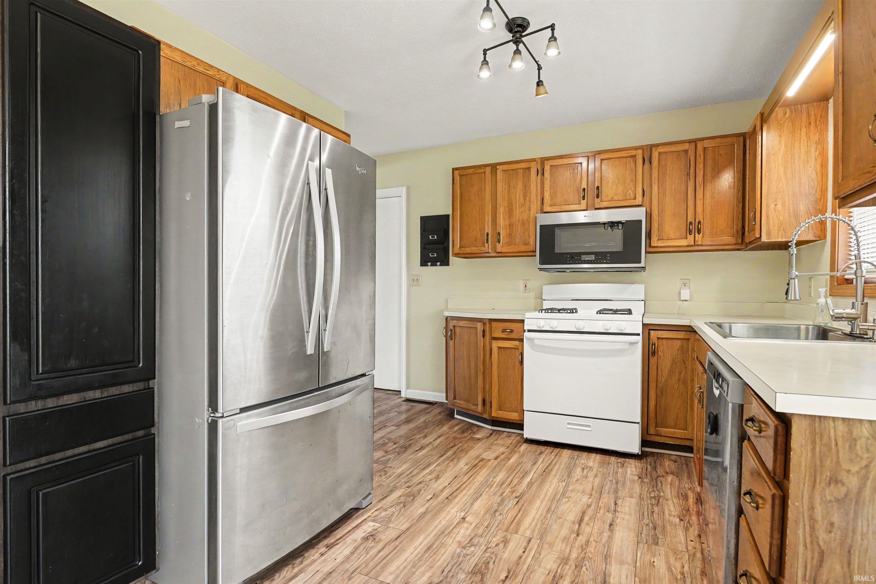 1728 Rye Court Goshen IN 46526