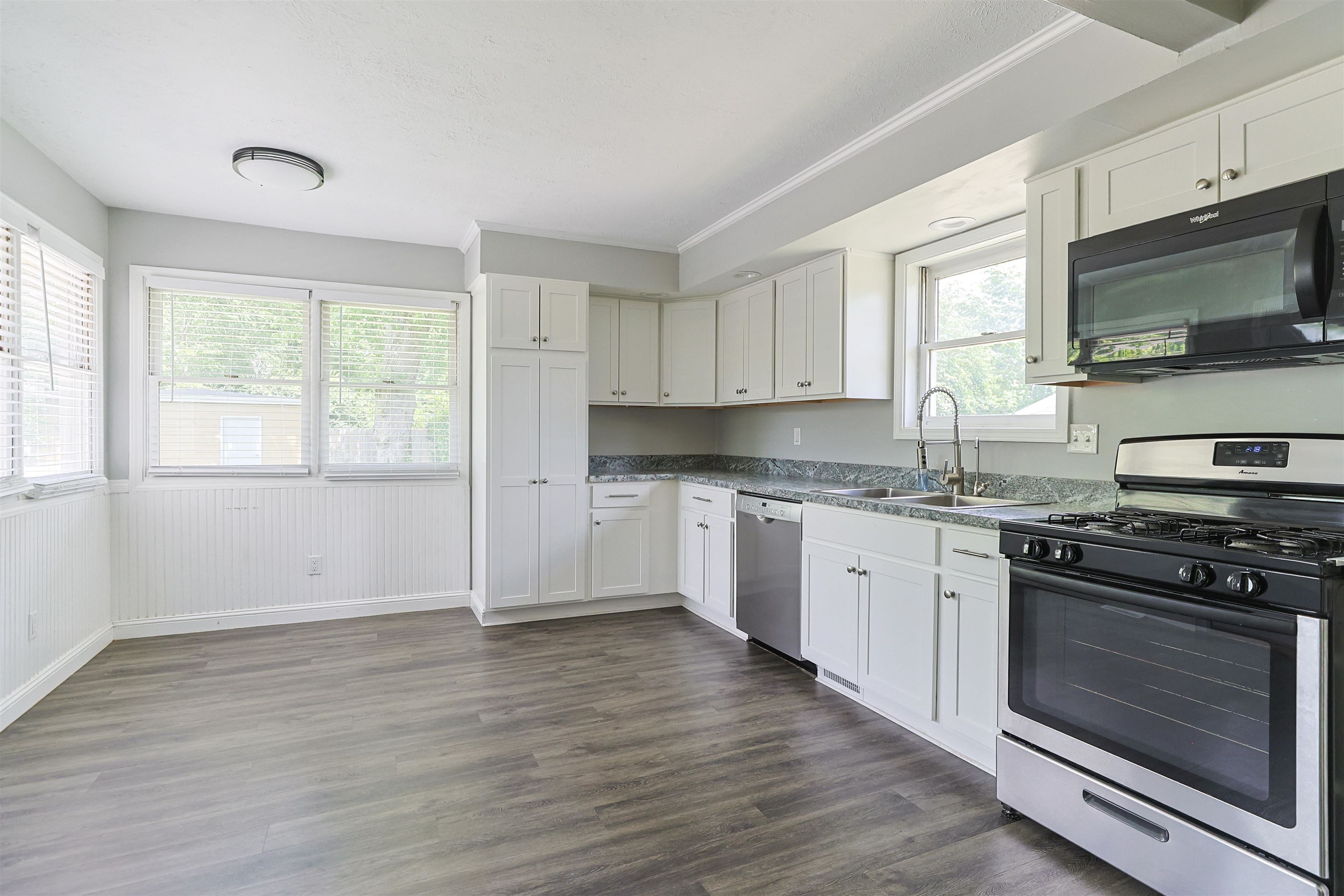 1425 Wall Street South Bend IN 46615