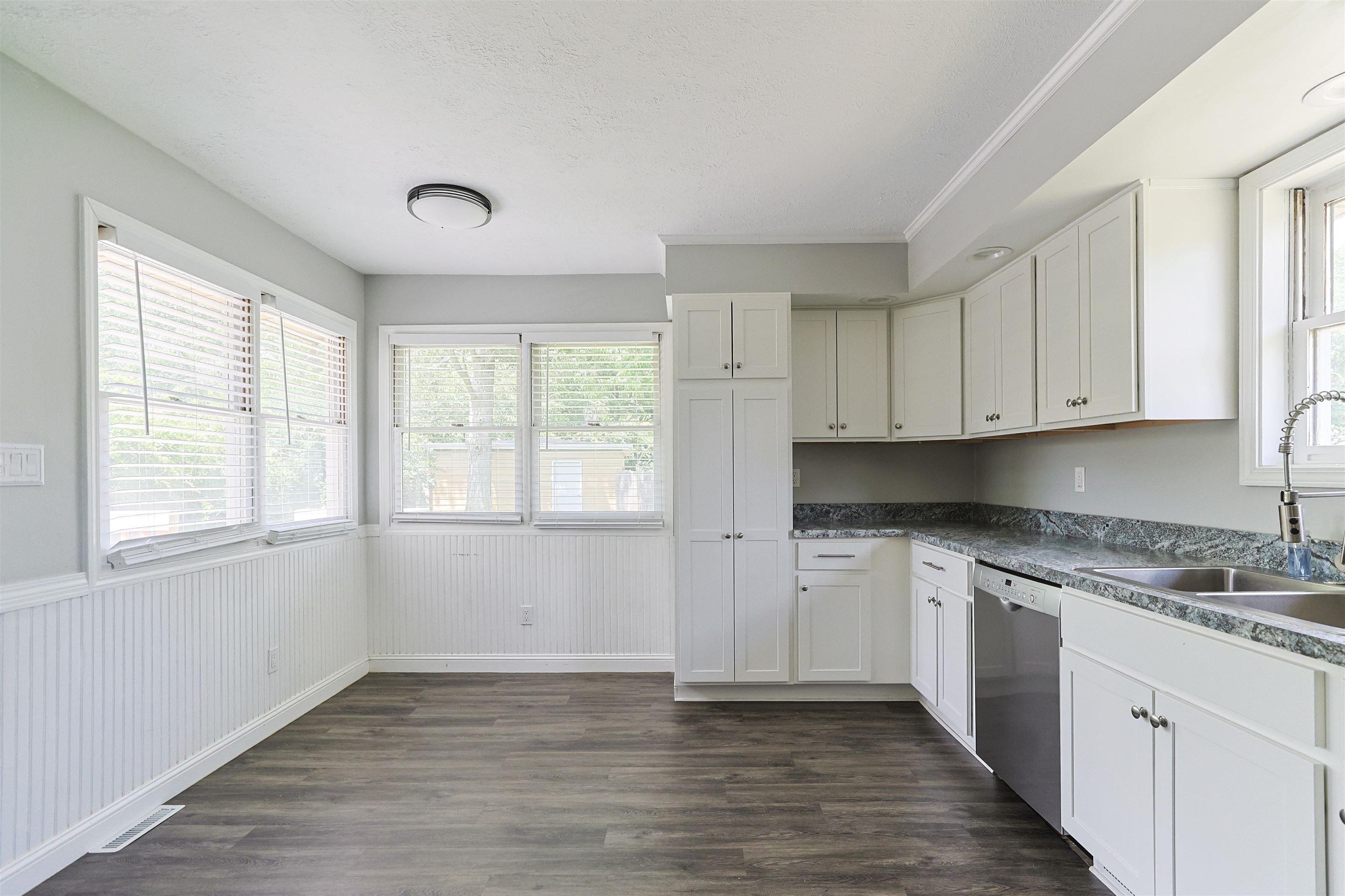 1425 Wall Street South Bend IN 46615