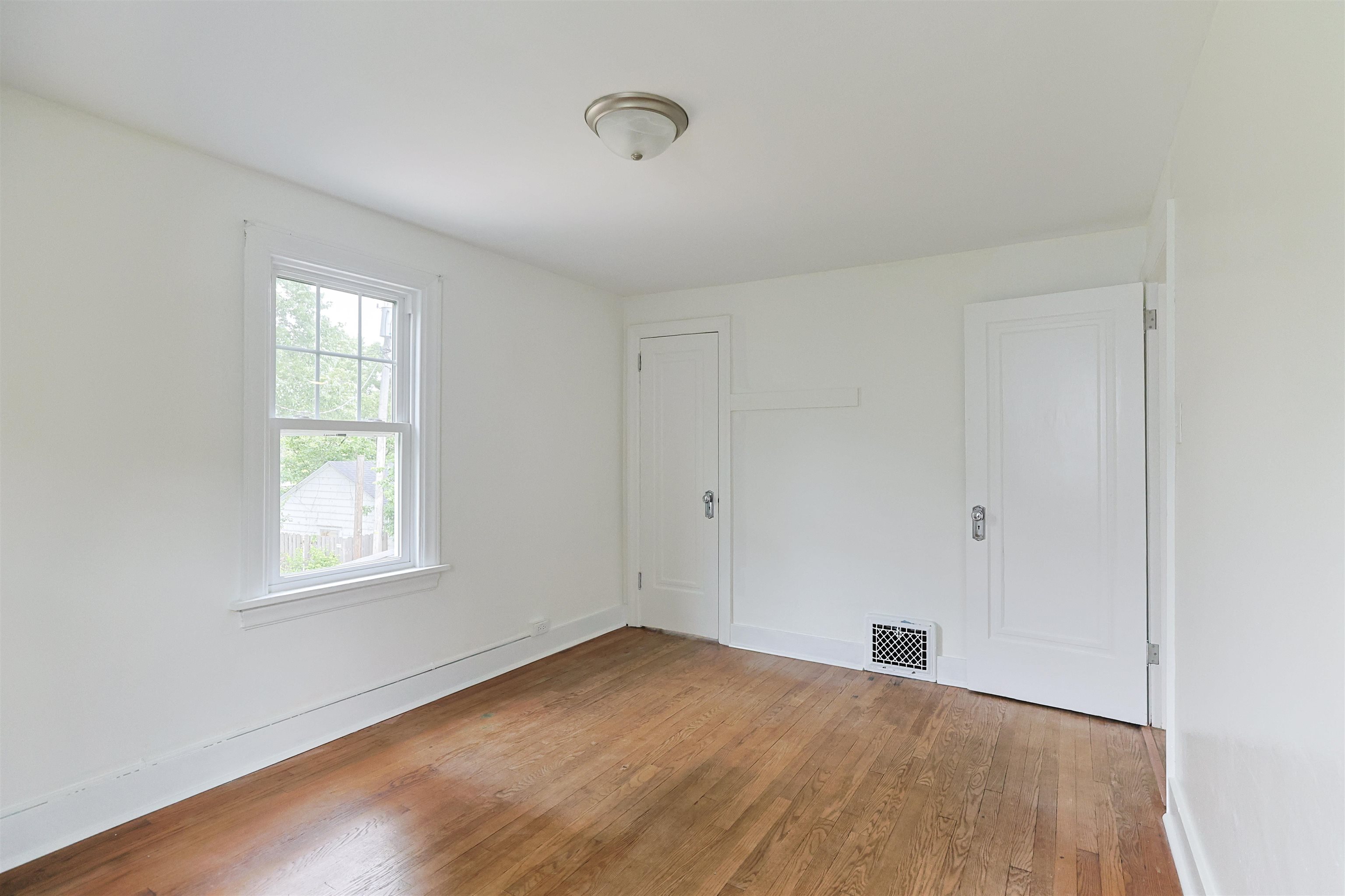 1425 Wall Street South Bend IN 46615