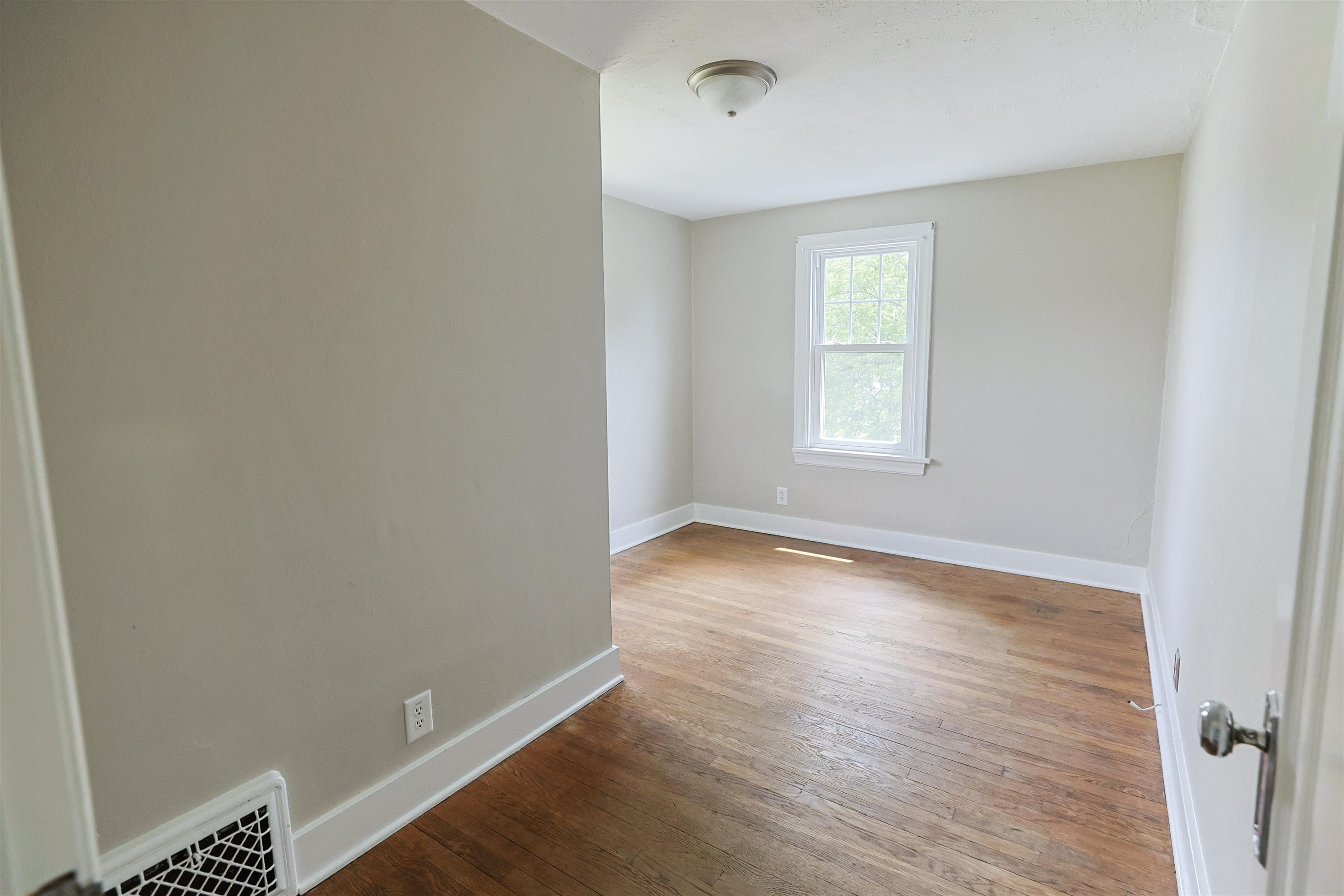 1425 Wall Street South Bend IN 46615