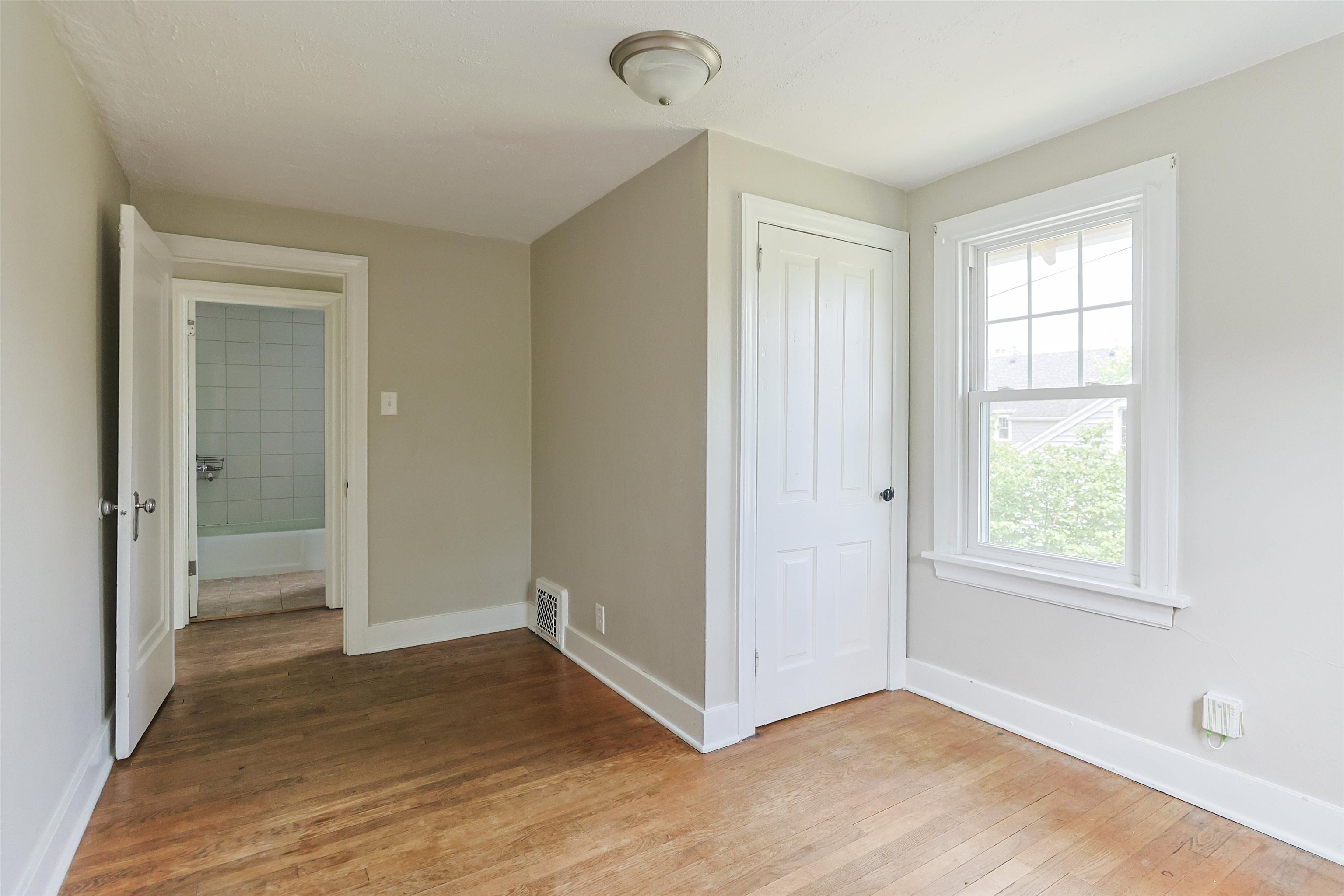 1425 Wall Street South Bend IN 46615