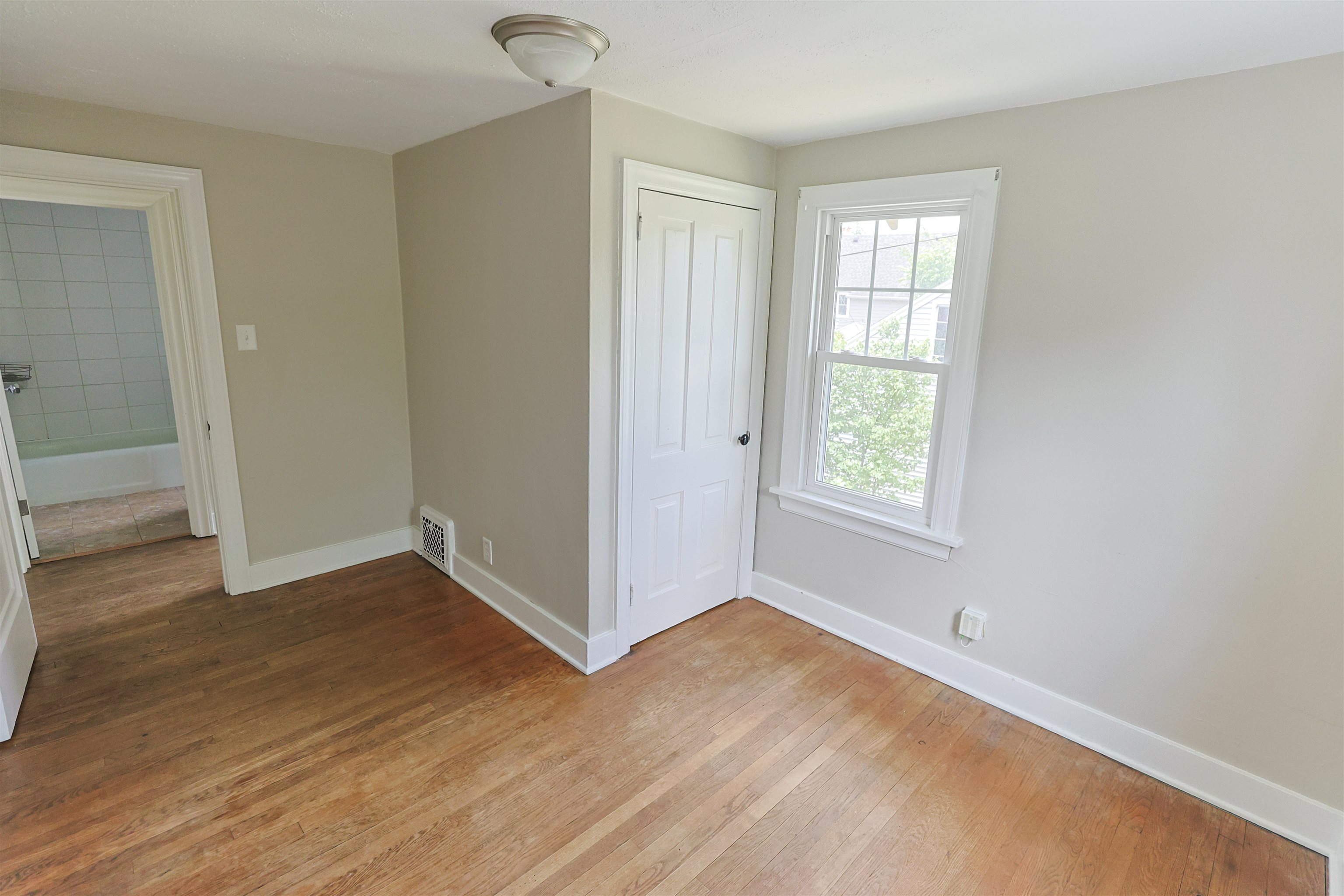 1425 Wall Street South Bend IN 46615