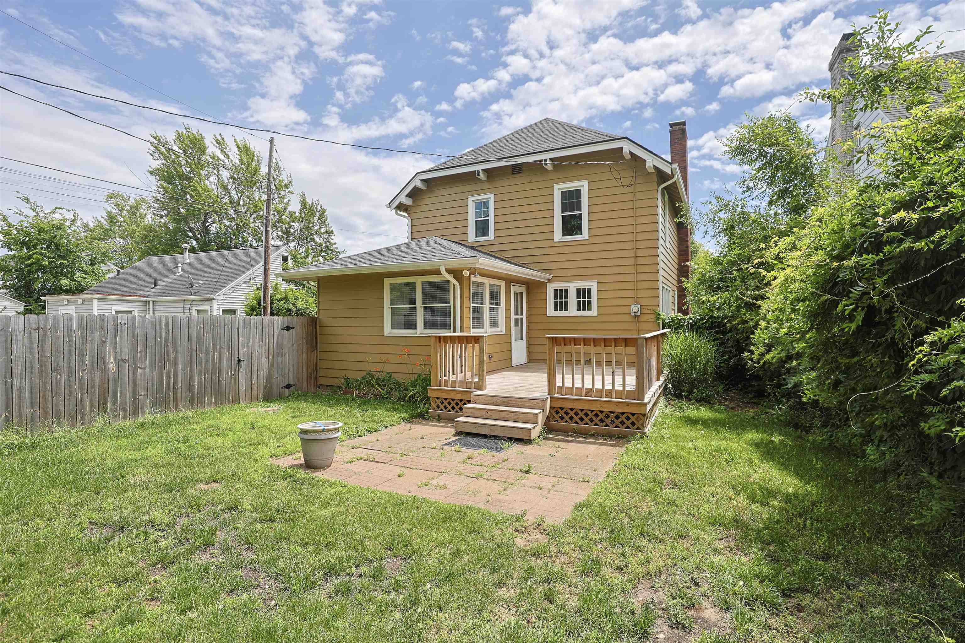 1425 Wall Street South Bend IN 46615