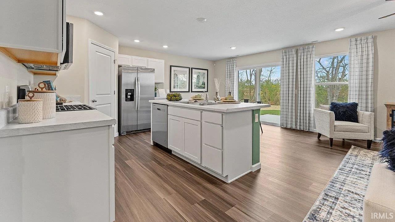 2879 Greenville Court Warsaw IN 46582