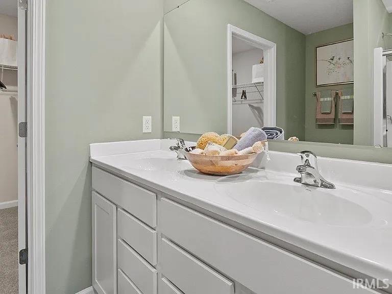 2879 Greenville Court Warsaw IN 46582