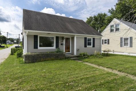 1759 E Clinton Street Frankfort IN 46041