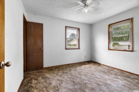 1759 E Clinton Street Frankfort IN 46041