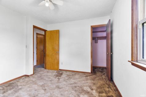 1759 E Clinton Street Frankfort IN 46041