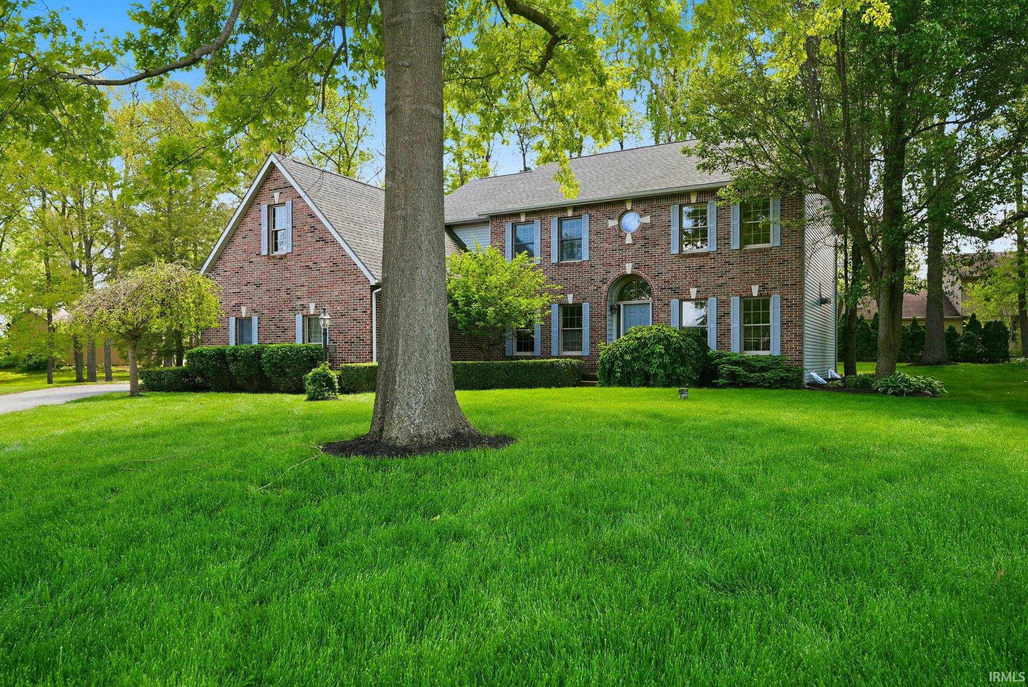 3239 N Ashford Court Warsaw IN 46582