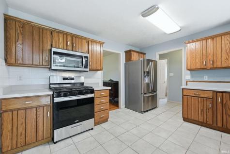 3239 N Ashford Court Warsaw IN 46582