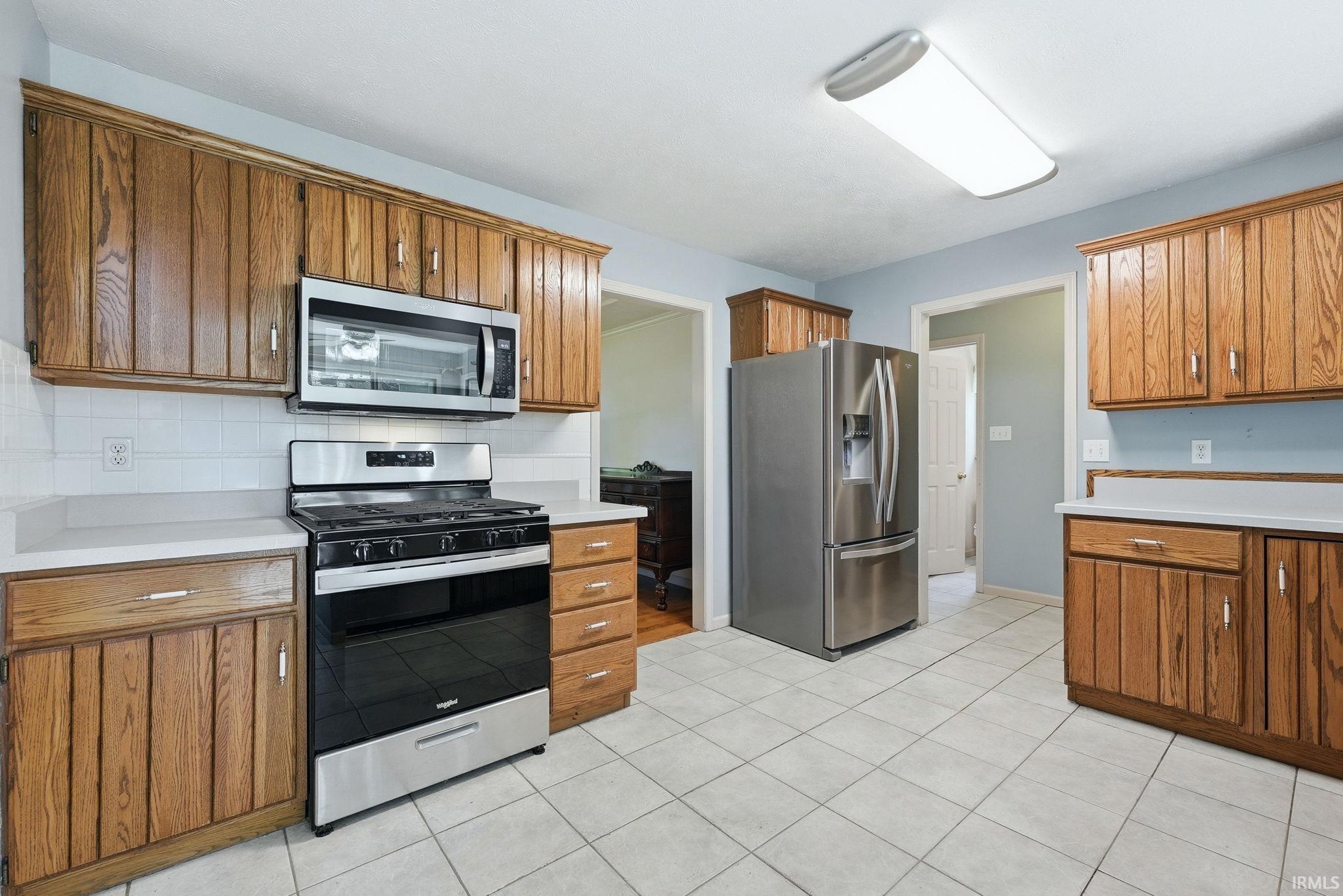 3239 N Ashford Court Warsaw IN 46582