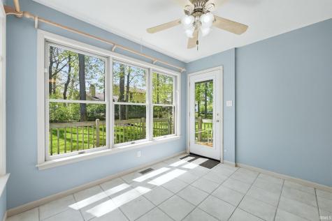 3239 N Ashford Court Warsaw IN 46582