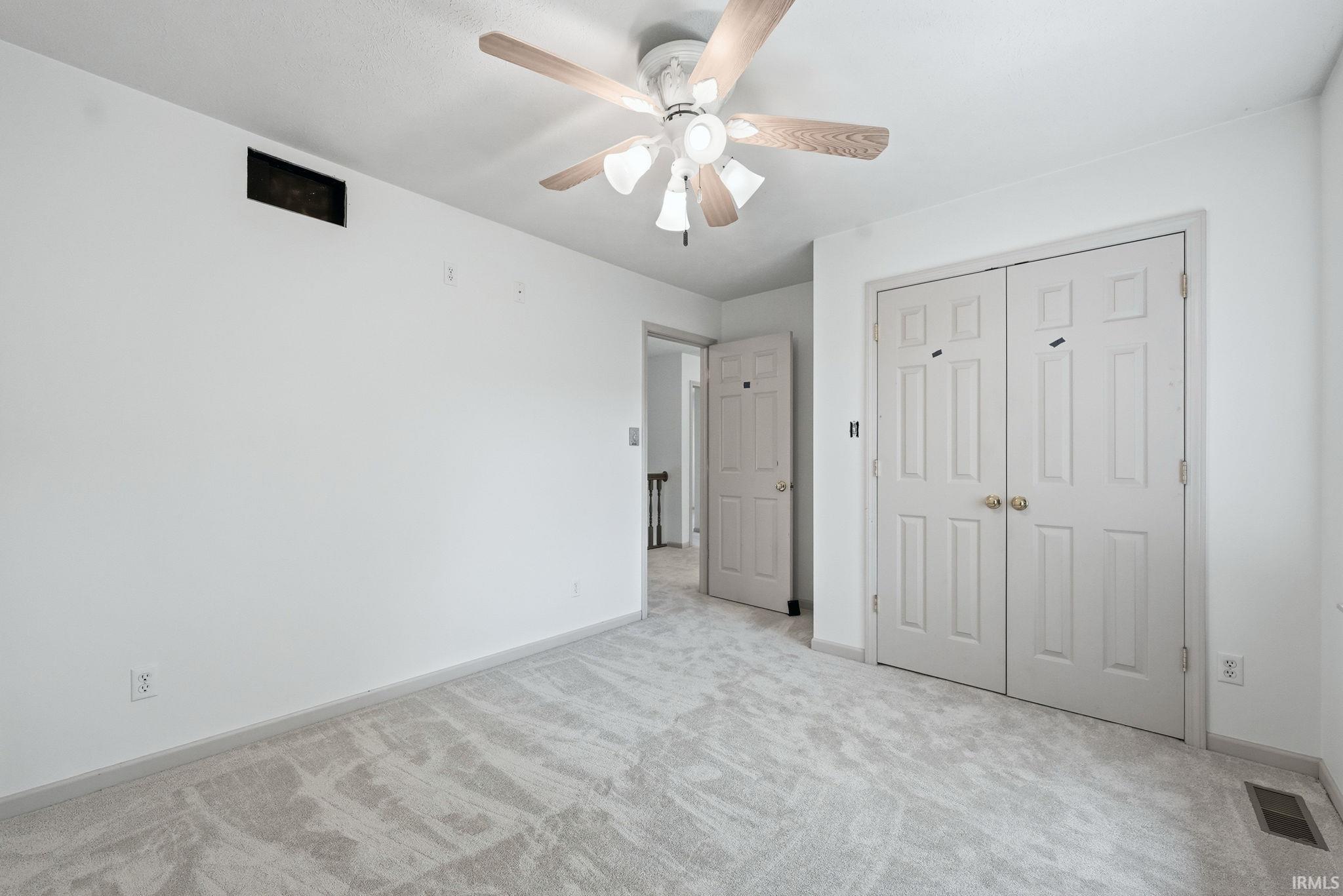 3239 N Ashford Court Warsaw IN 46582