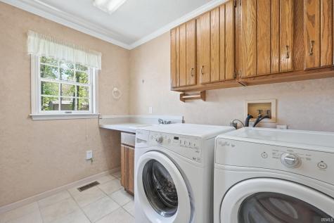 3239 N Ashford Court Warsaw IN 46582