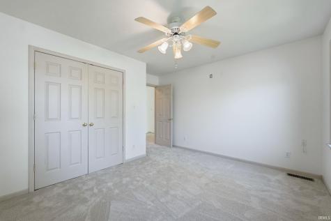 3239 N Ashford Court Warsaw IN 46582