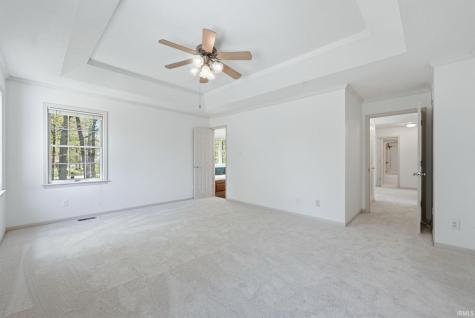 3239 N Ashford Court Warsaw IN 46582