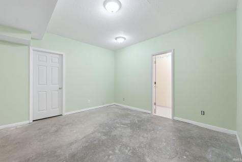 3239 N Ashford Court Warsaw IN 46582