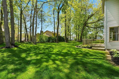 3239 N Ashford Court Warsaw IN 46582
