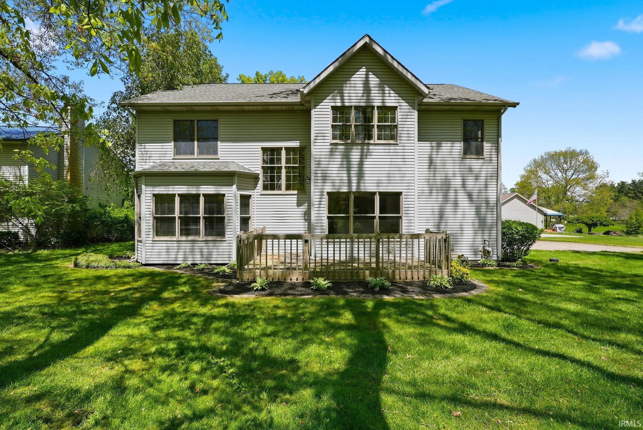 3239 N Ashford Court Warsaw IN 46582