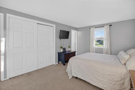 6233 W Maple Grove Road Huntington IN 46750