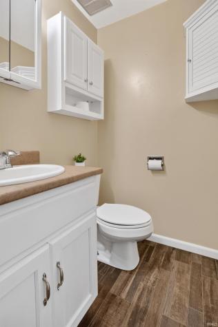 6233 W Maple Grove Road Huntington IN 46750
