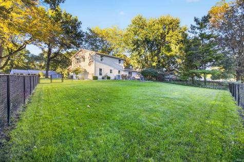 6233 W Maple Grove Road Huntington IN 46750