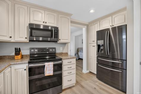 6233 W Maple Grove Road Huntington IN 46750