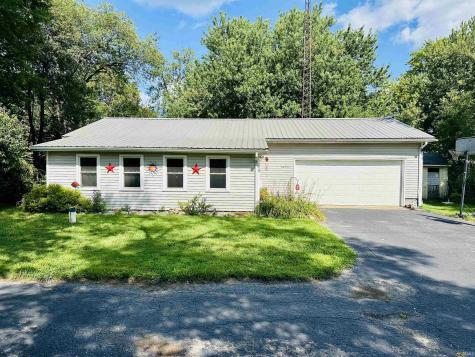 3634 E Conwell Drive Monticello IN 47960