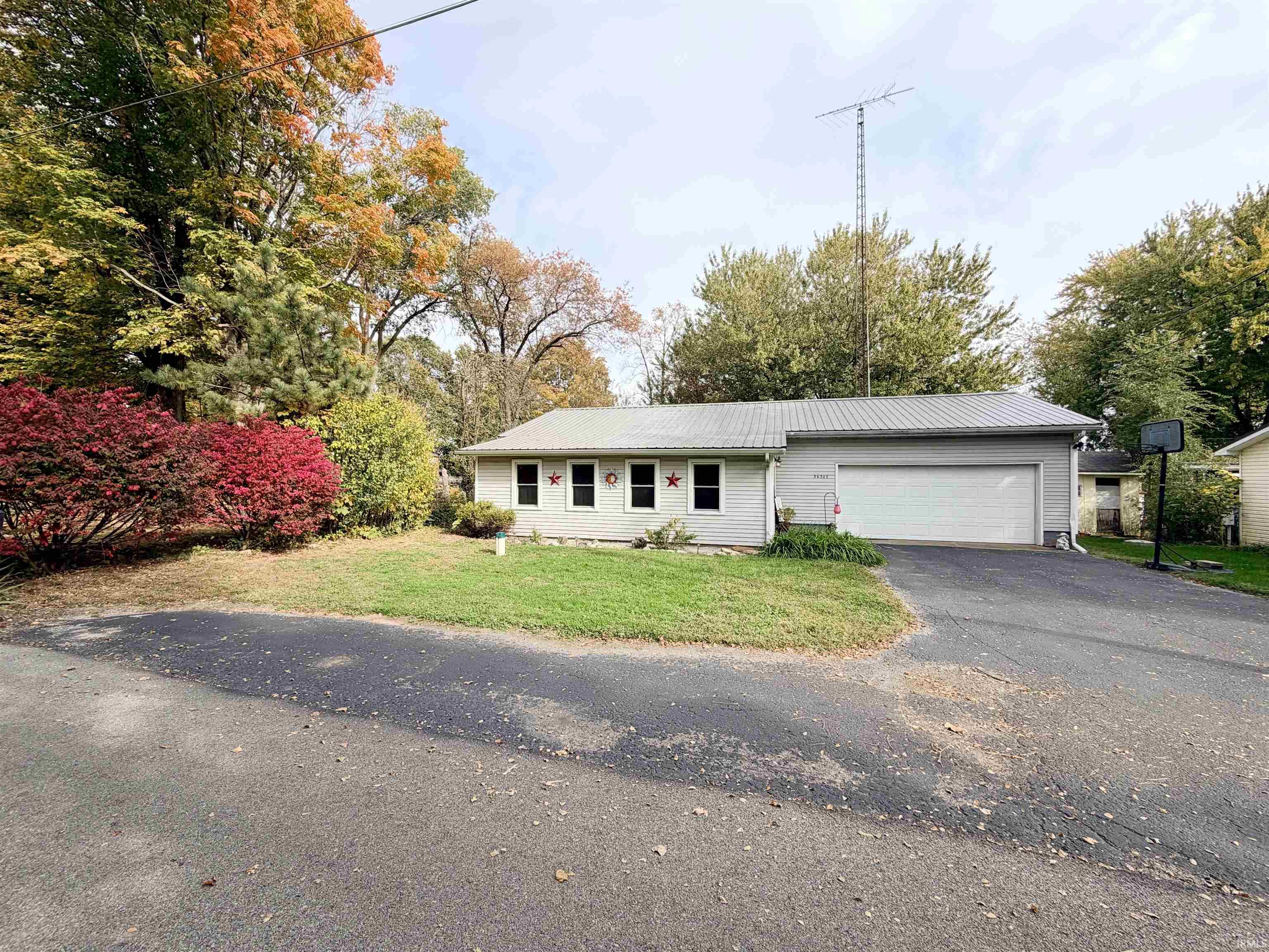 3634 E Conwell Drive Monticello IN 47960