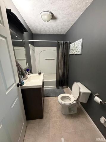 846 N 1300 W Road Linton IN 47441