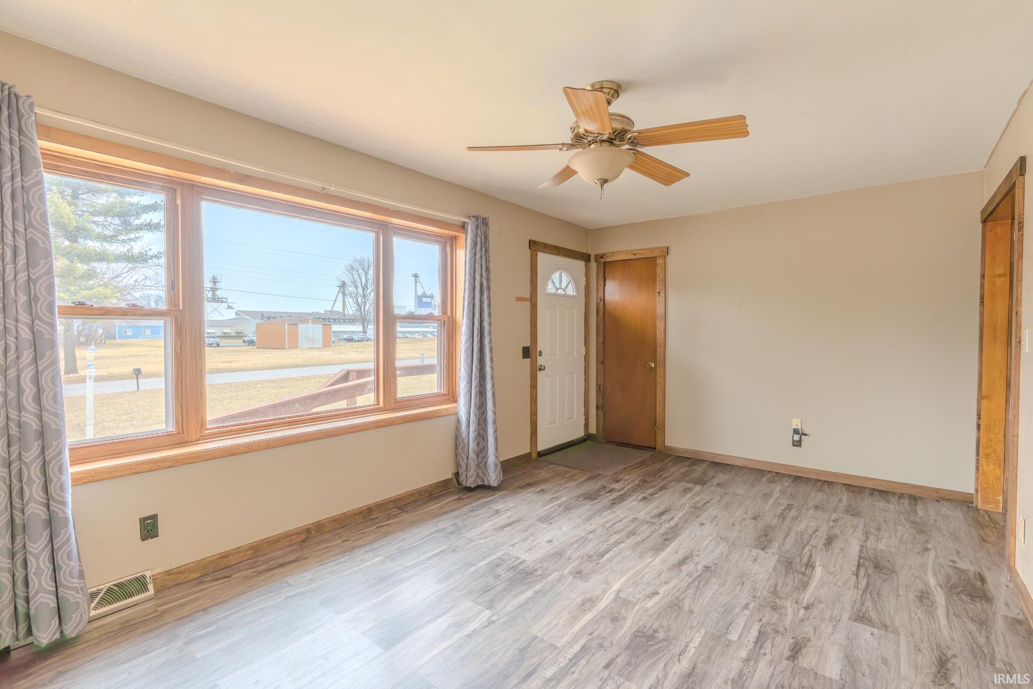 2615 E 100 S Knox IN 46534