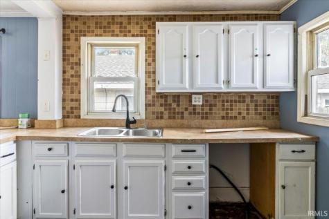 908 W 14th Street Muncie IN 47302