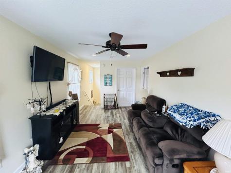 7630 S 140 E Wolcottville IN 46795