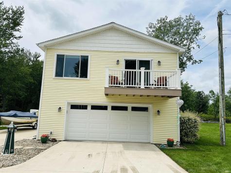 7630 S 140 E Wolcottville IN 46795