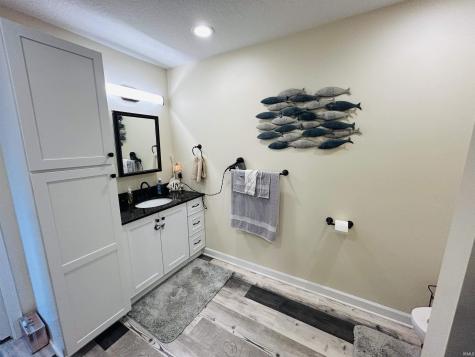 7630 S 140 E Wolcottville IN 46795