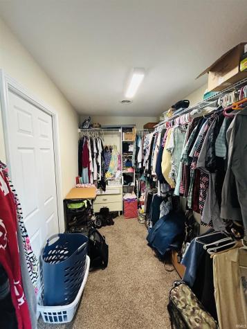 7630 S 140 E Wolcottville IN 46795