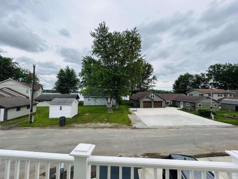 7630 S 140 E Wolcottville IN 46795