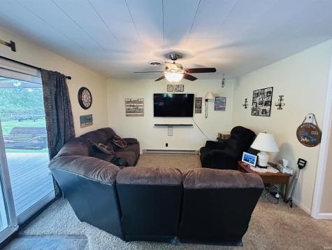 7630 S 140 E Wolcottville IN 46795