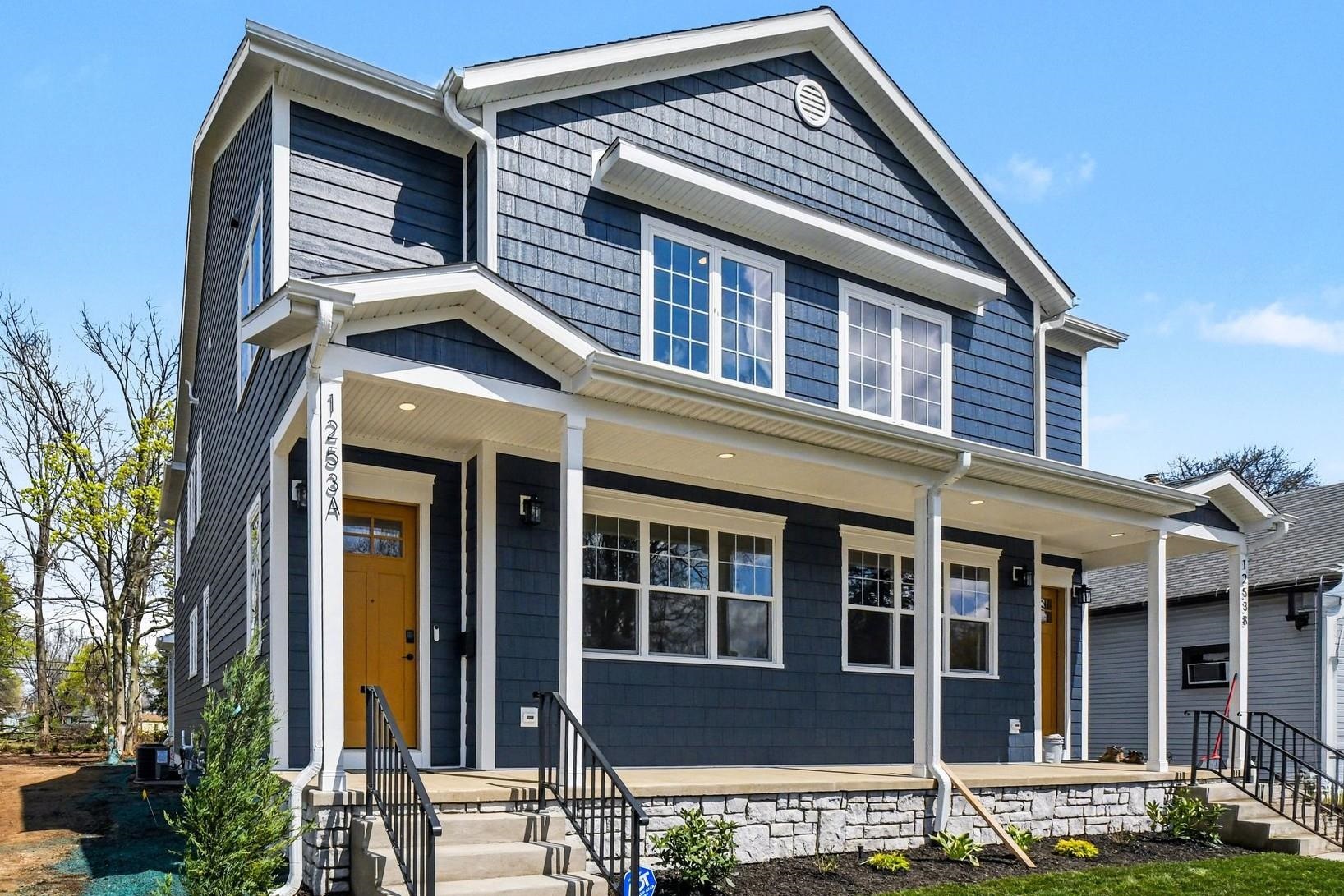1253 Corby Boulevard South Bend IN 46617