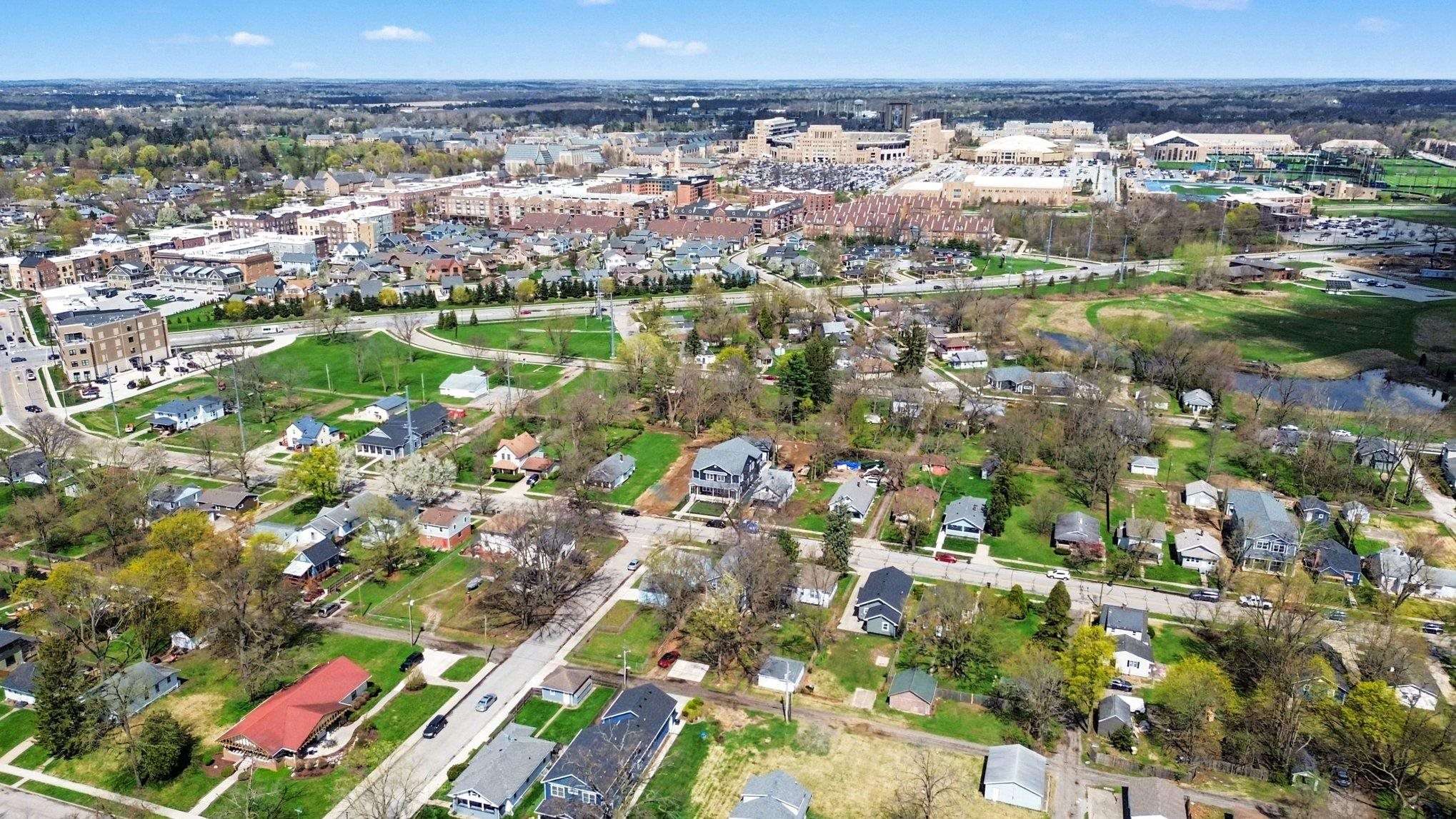 1253 Corby Boulevard South Bend IN 46617