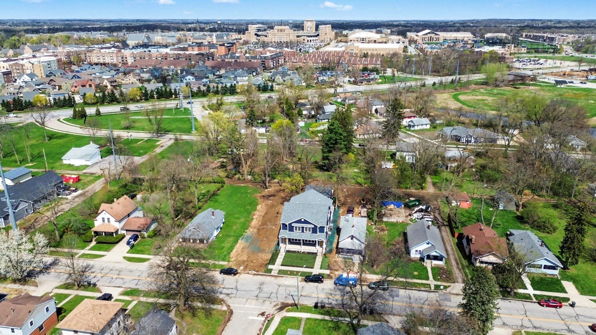 1253 Corby Boulevard South Bend IN 46617