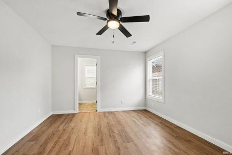 1132 Harvey Street South Bend IN 46616