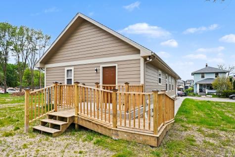 1132 Harvey Street South Bend IN 46616