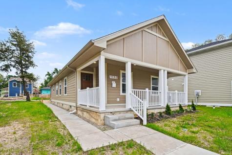 1132 Harvey Street South Bend IN 46616